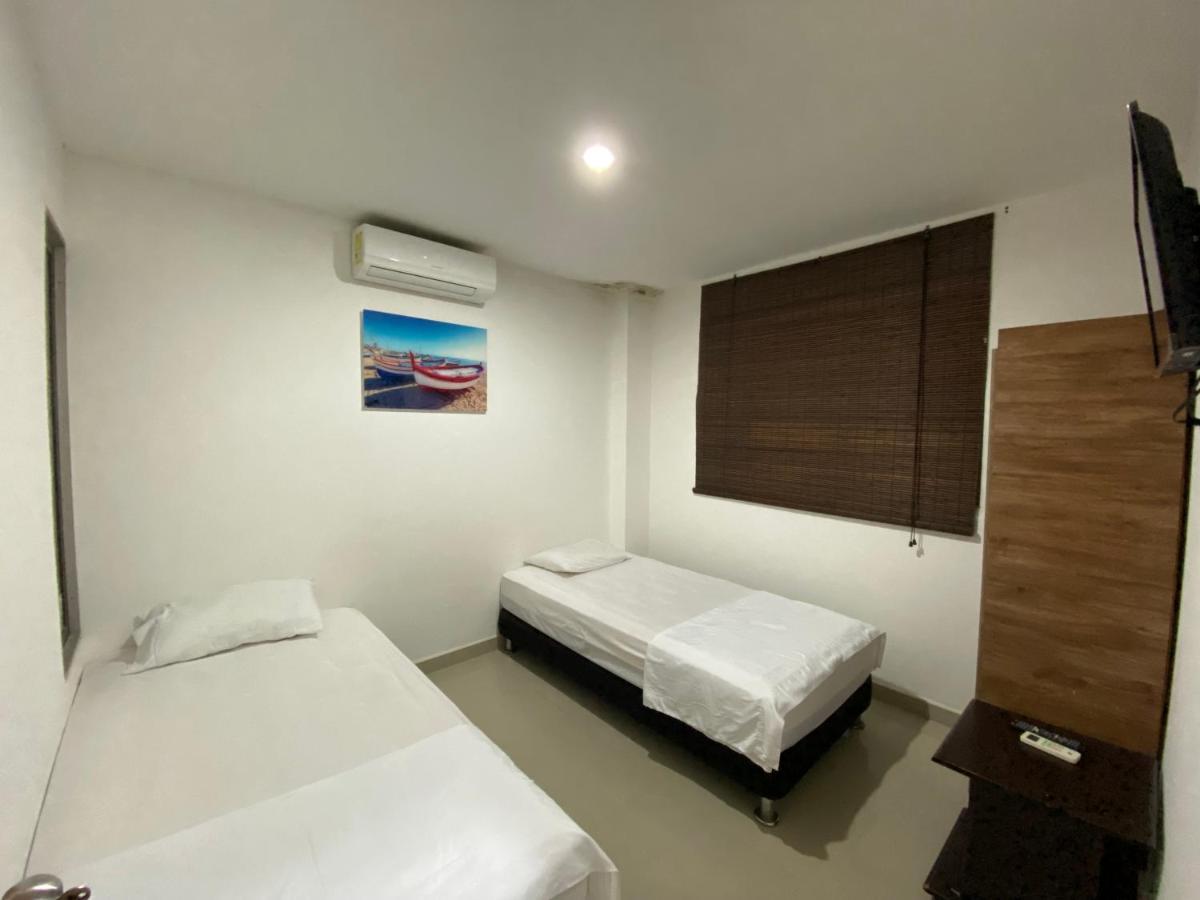 Apartamento La Isla 1-Ковеньяс Экстерьер фото